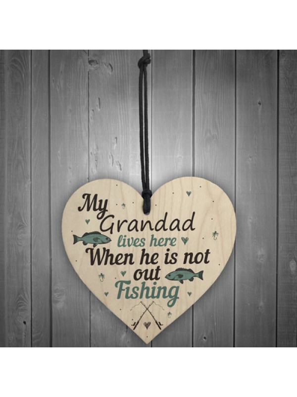 Grandad Lives Here CARP Fishing Wooden Sign Father Plaque GIFTS
